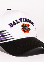 REFERENCE VINTAGE BALTIMORE REF680 WHITE/BLACK