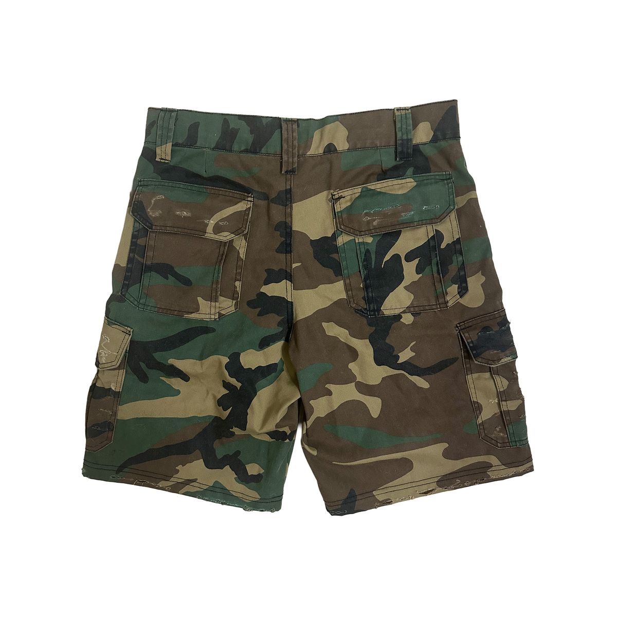MIXED EMOTION Ace" Camo shorts