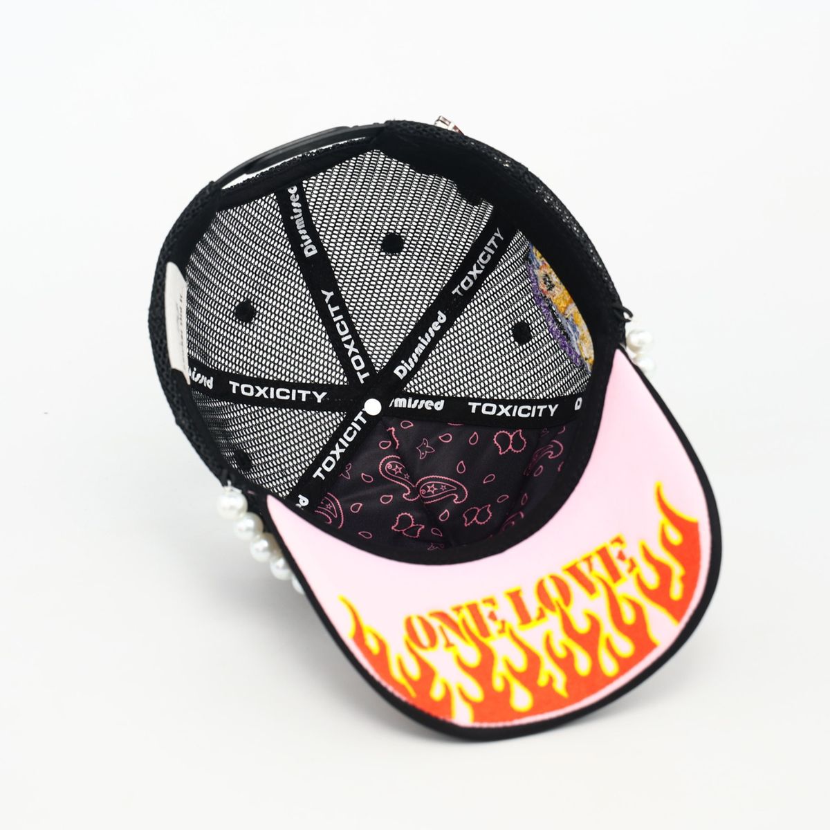 TOXICITY TROUBLE IN PARADISE TRUCKER TD-001-900-TROUBLE BLACK Trucker Hat