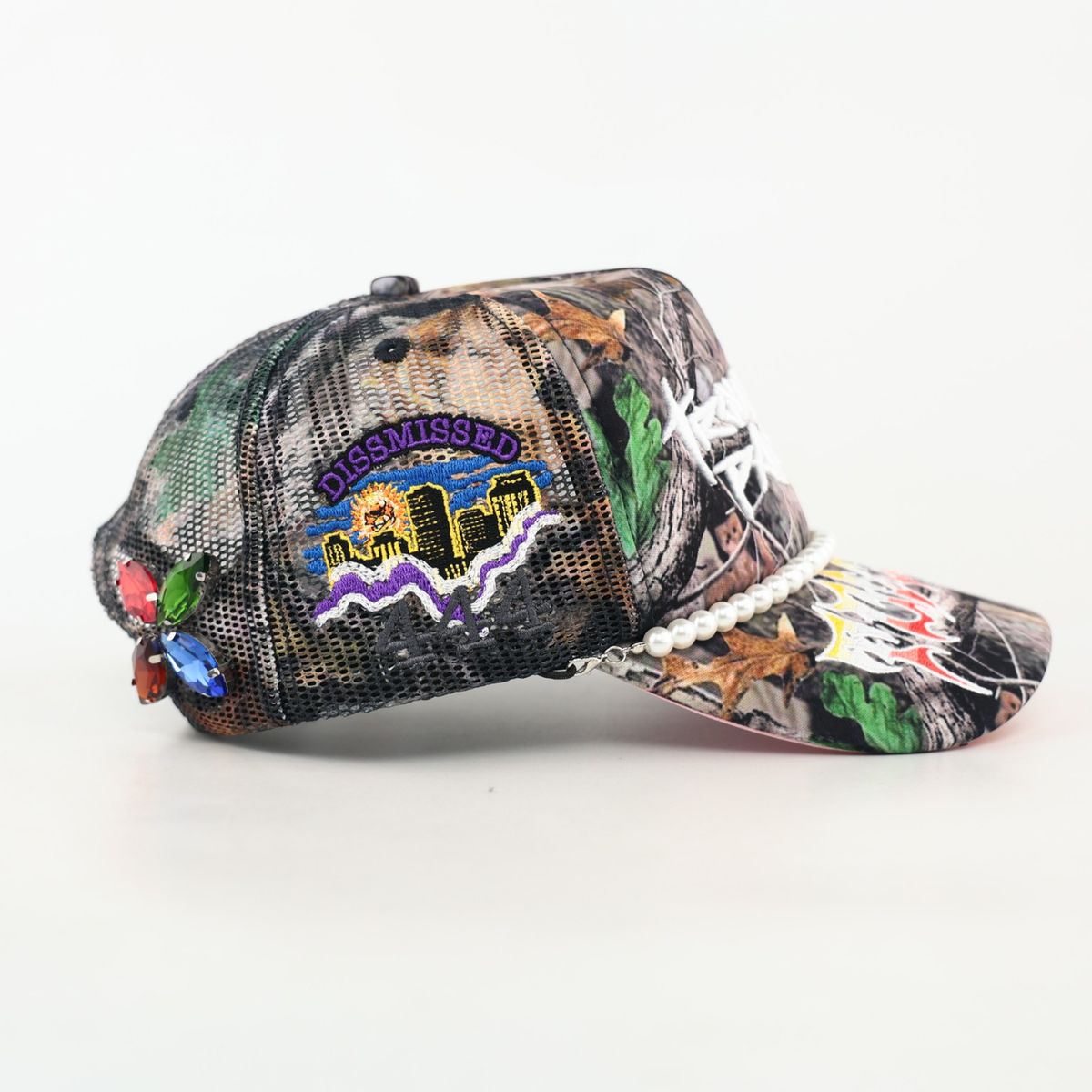 TROUBLE IN PARADISE TRUCKER HAT (TD-001-900-TROUBLE)