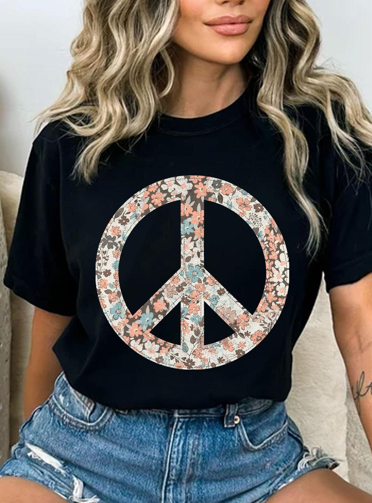 Rustee QUILTED PEACE FLOWER GRAPHIC TSHIRTS MP7282