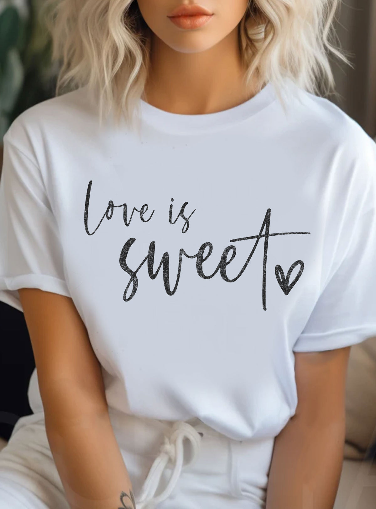 Rustee LOVE IS SWEET GRAPHIC TSHIRTS MP7146