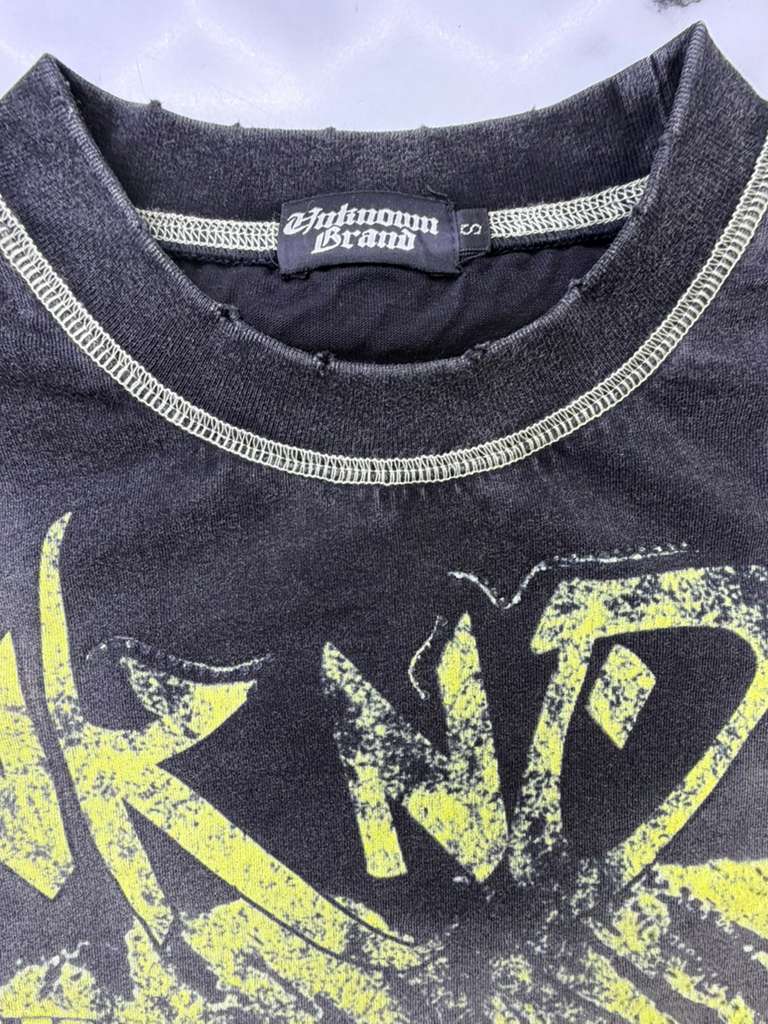 UNKNOWN BRAND T-SHIRT