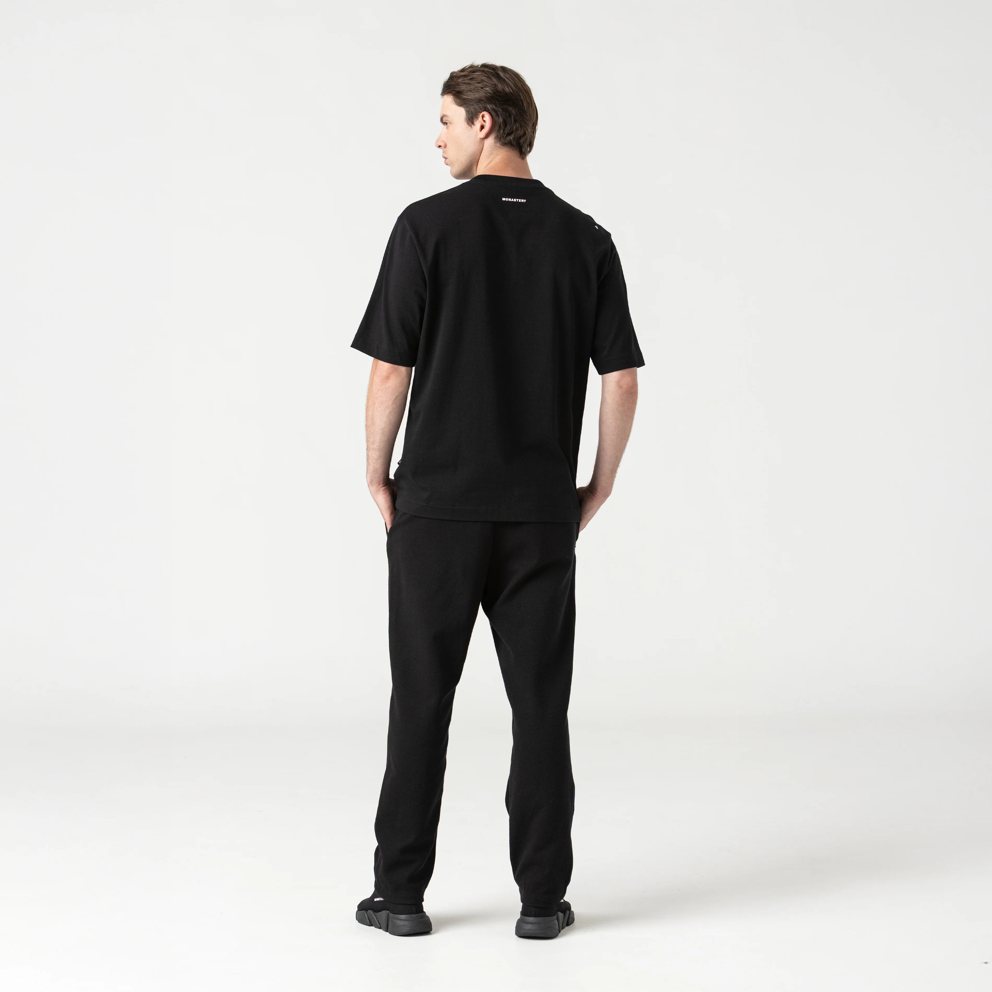 MONASTERY VENTURE T-SHIRT OVERSIZED MEN BLACK