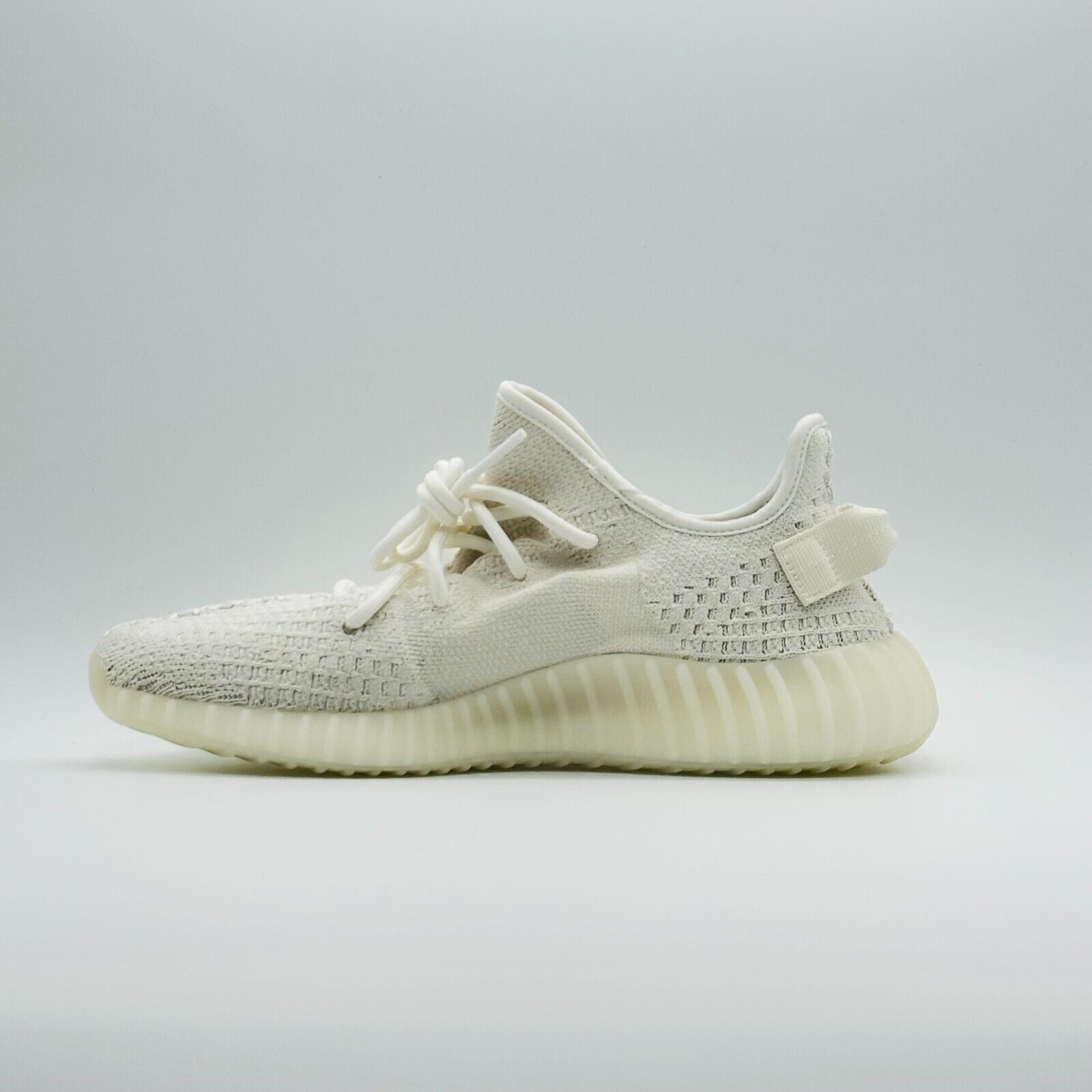 YEEZY BOOST 350 V2 HQ6316